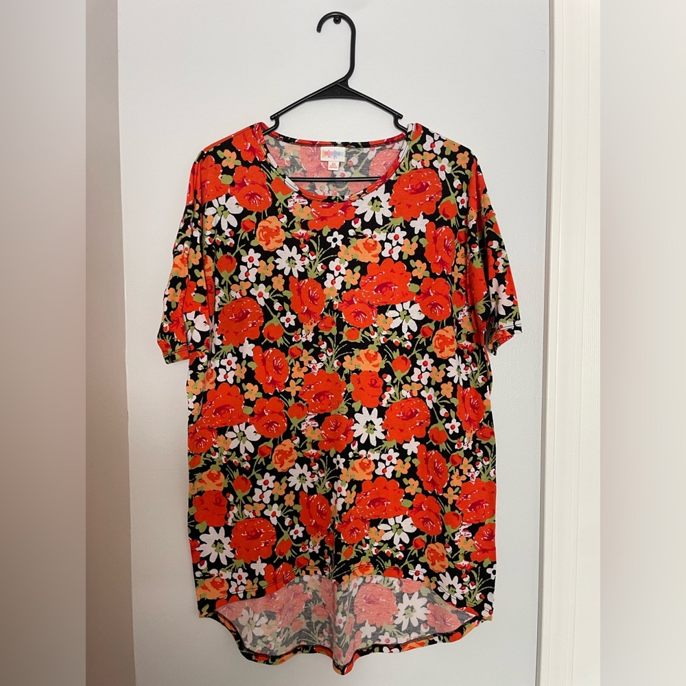 Lularoe shirt